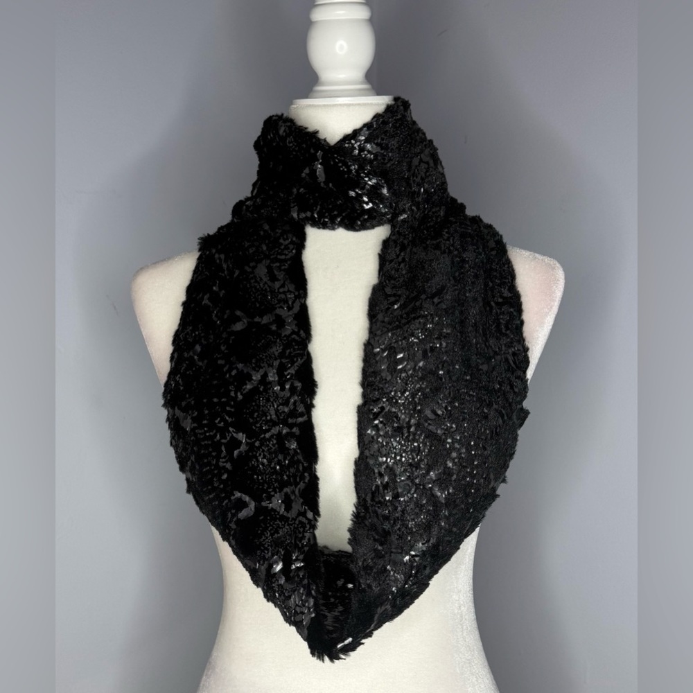 Black scarf/ Wrap